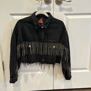 Cropped denim jacket